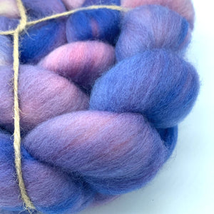 100% Polworth Wool Roving 4oz: Bisexual Lighting