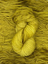 Laurelhurst DK: Fields of Gold ~ Superfine Merino Wool, Silk, Yak Down