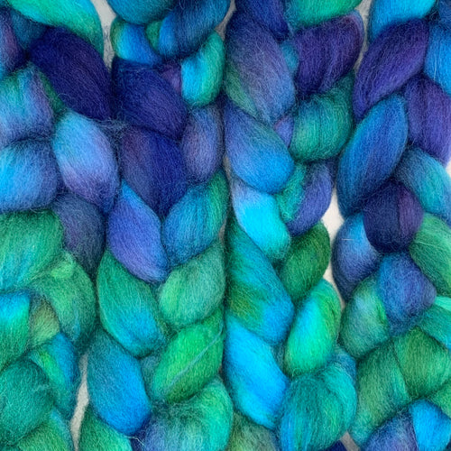 100% Shetland Wool Roving 4oz: Siren