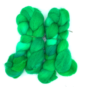 100% BFL Wool Roving Bonbon 2oz: Just Green