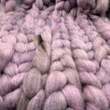 PNWWW Crossbred Blend Wool Roving 4oz: Sonder