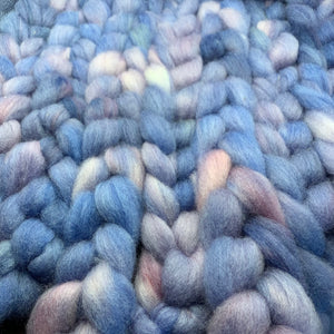 PNWWW Crossbred Blend Wool Roving 4oz: Persephone