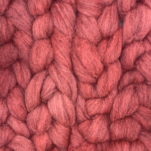 Hand Dyed Shetland Fiber Natural gray overdyed with brick red