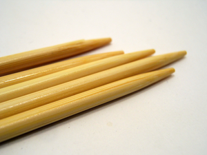 Double Pointed Bamboo Knitting Needles Sizes US 0-8 Metric 2mm - 5mm Extra Long 10"