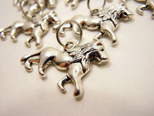 Lions: Set of 6 Stitch Markers
