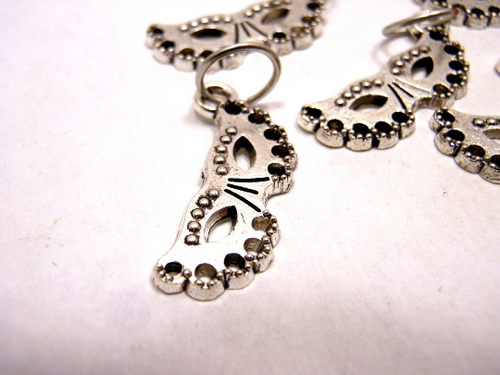 Masquerade: Set of 6 Mask Stitch Markers