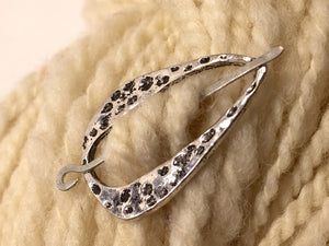 Small Hammered Oval ~ Metal Shawl Pin