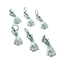 Gowns: Set of 6 Stitch Markers